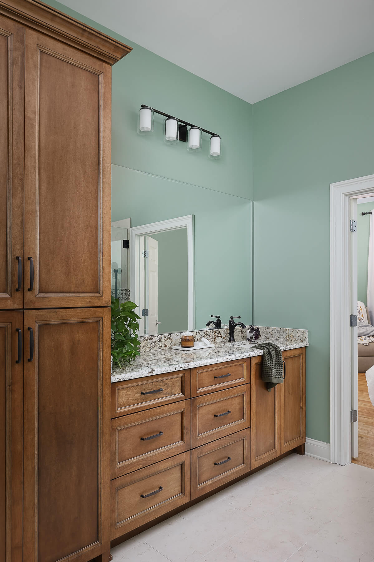 011 10614 Jimson St Internet